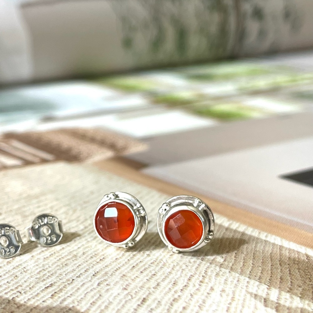 925 Sterling Silver Natural Carnelian Stud Earrings!
B O H O